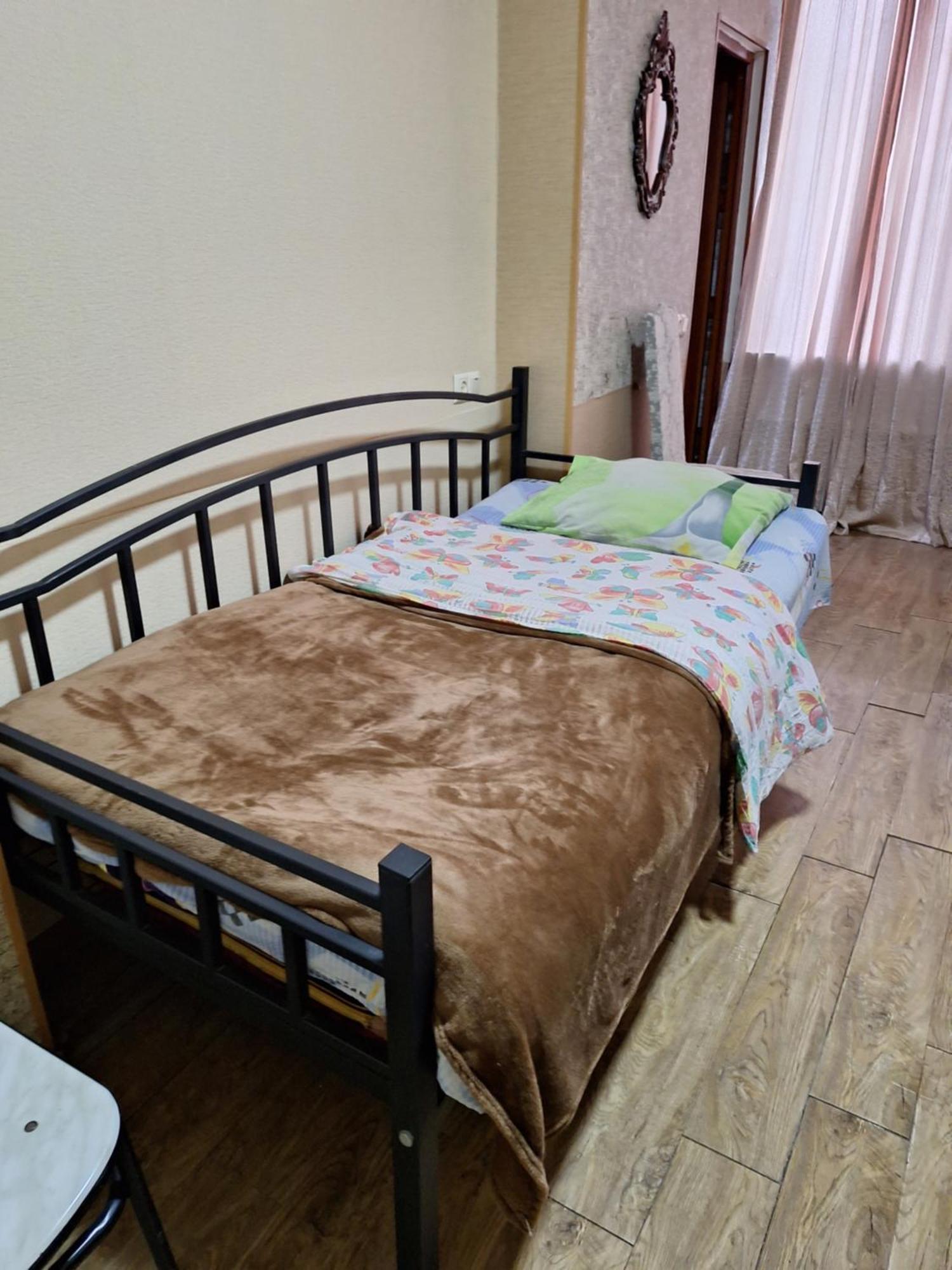 Guest House 15A Kutaisi Exterior photo