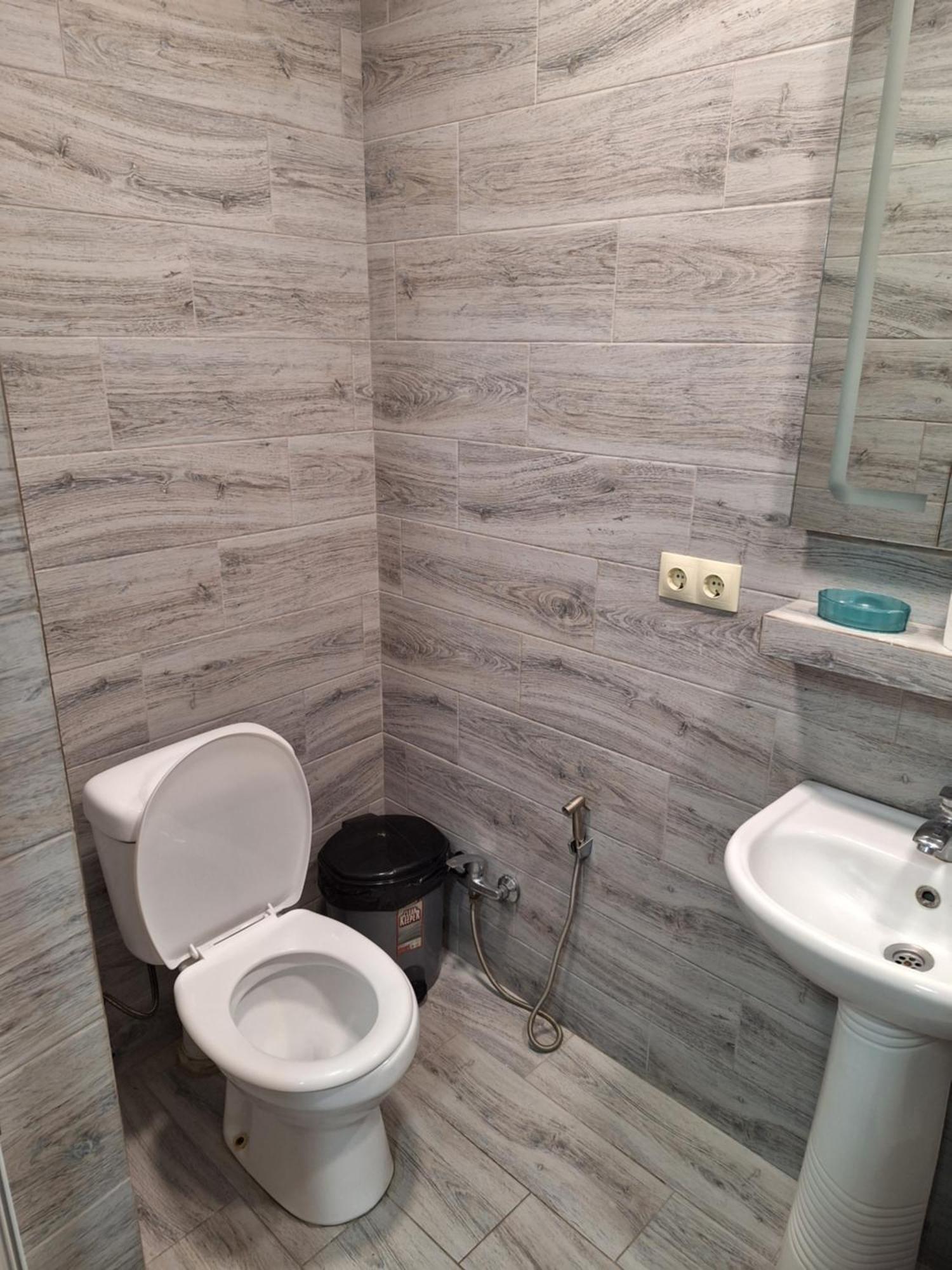 Guest House 15A Kutaisi Exterior photo